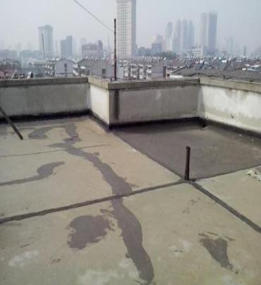 廊坊市漏水维修 楼顶漏水是什么原因，楼顶漏水维修方法是什么?